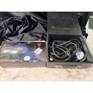 VTG‎ 2 MANUAL BLOOD PRESSURE KITSBOTH WITH STETHOSCOPE (2855)
